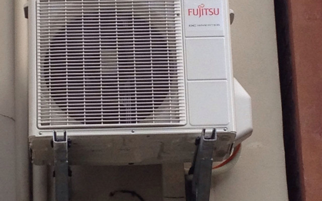 Servicing and repairs air conditioner Sydney Eastern Suburbs- Fujitsu